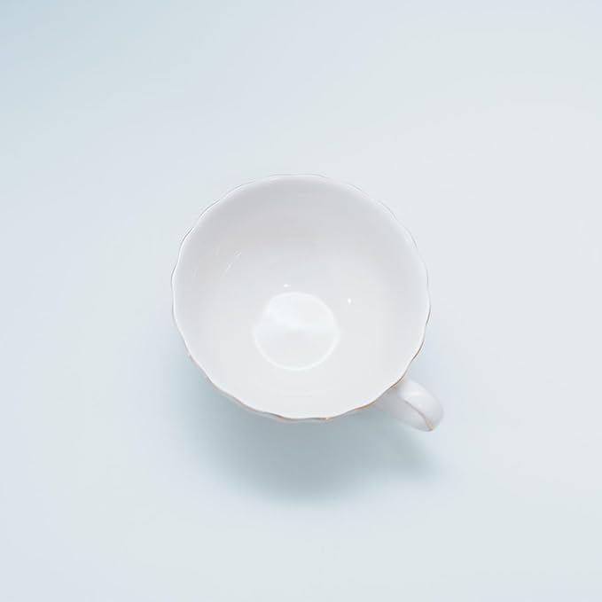 Bone China Tea Cup and Saucer Set with Spoon，Elegant Floral Tea Cup Set (7 oz)，British Coffee Latte Mug for Birthday Party Christmas gift for Friends