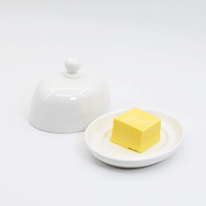 NAGU Mini Oval Butter Dish with Lid, White Procelain Domed Cheese Dish with Handle Individual Serving Small Butter Tray, Cute Ceramic Dessert Serving Bowl for Table, Countertop, Refrigerator