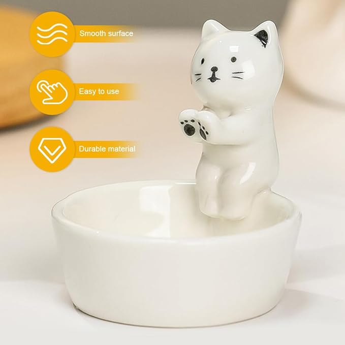 Kitten Candle Holder, Cute Cartoon Cat Candlestick Handmade Scented Candle Sticks Holder Decor Cat Lover Gifts Ca-t Home Decor Candlestick (Not Included Candles)(Color:White)