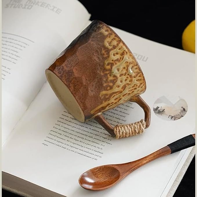10oz Retro Vintage Japanese Style Handmade Ceramic Tea Cup with Handle, Lead-Free Glaze Artisanal Coffee Mug, Comfortable handle Handmade Pottery Tea Mug for office and home,Brown