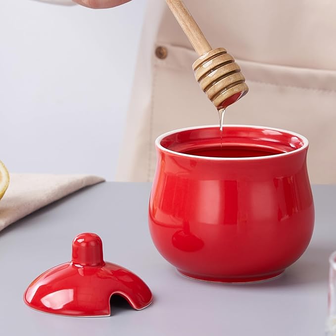 Ceramic Sugar Bowl with Lid and Spoon, Red Porcelain Sugar Salt Pepper Storage Jar, 7 Ounces