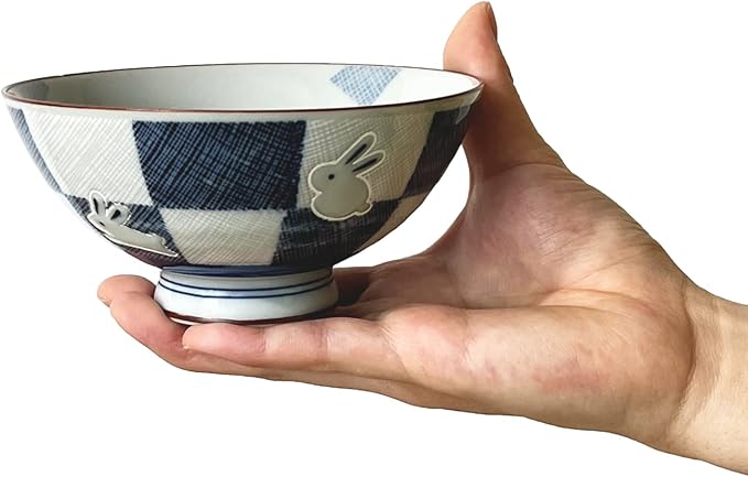 Traditional Style Japanese Ceramics Rice Bowl Chawan Pottery, Dishwasher Microwave Safe Made in Japan (Ichimatsu Usagi, Medium (oohira))