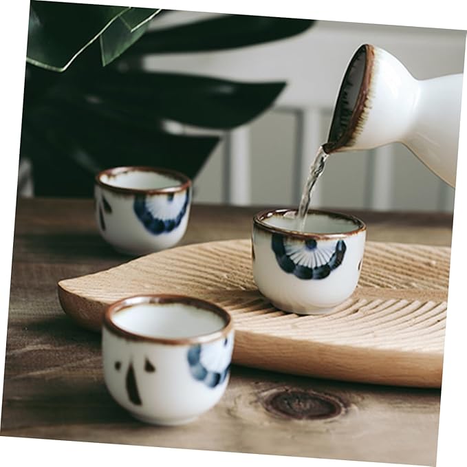 ABOOFAN 2pcs Traditional Japanese Tea Cup Hand Painted Floral Design Glazed Ceramic Sake Cup for Korean Restaurant