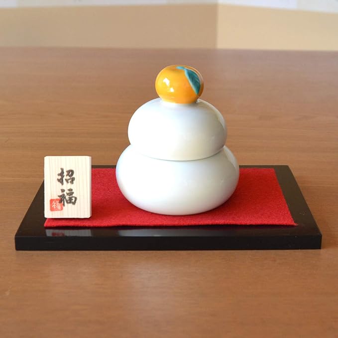 有田焼やきもの市場 Japanese Lucky Charm KAGAMIMOCHI Ceramic Decorations Arita Imari Ware Made in Japan Porcelain