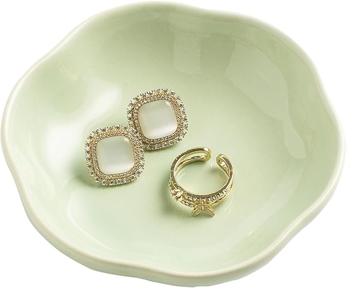 Ceramic Ring Dish Flower Jewelry Holder Dish Cute Jewelry Dish Tray Trinket Dish Small Decorative Tray Key Bowl Room Decor Aesthetic for Mom Best Friend Sister (Green)