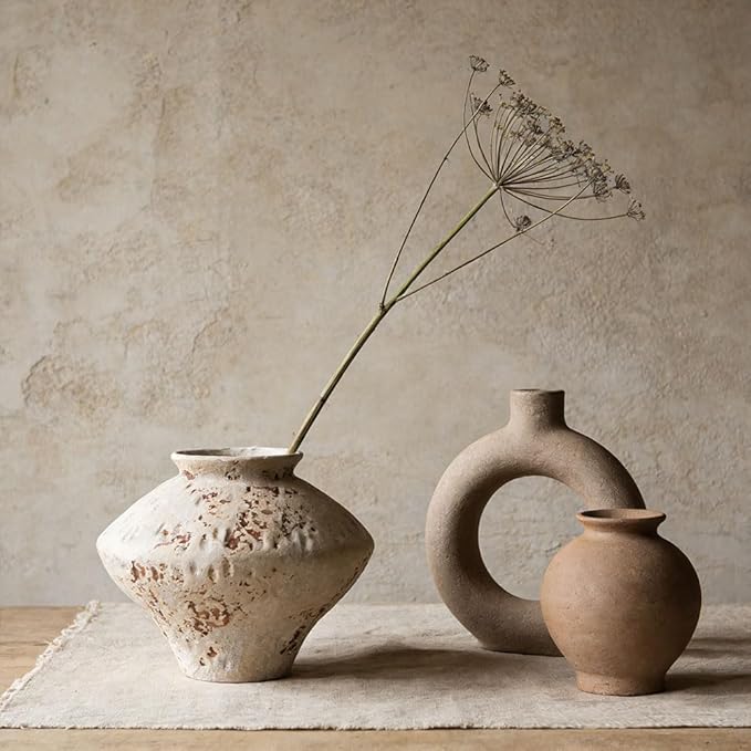 Wabi Sabi Rusty Vintage Vase, 6.3" Tall Wabi Sabi Decor Rustic Farmhouse Pottery Vase for Centerpiece, Textured Pottery Flower Vases for Home Decorative, Table, Living Room, Bedroom, Bathroom, Kitchen