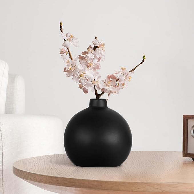 Black Ceramic Vase, Small Cute Flower Vase for Flowers Plants, Matte Vases for Modern Table Shelf Home Decor Wedding Boho Decor, Ceramic Vase for Pampas Grass Fluffy Stem Bouquet Flowers