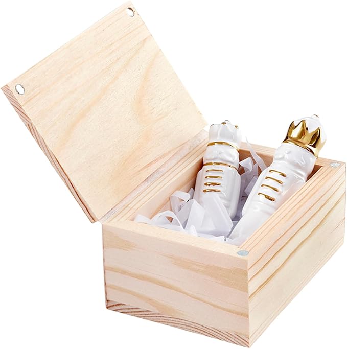 Santa Barbara Design Studio Christmas Figurines - Ceramic Holiday Figures in Keepsake Display Box, Set of 2, Nutcrackers