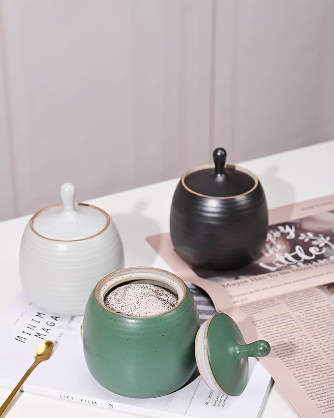 Retro Kitchen Canisters Ceramic Food Storage Jar Roud Shape with Silicone Airtight Lid for Tea, Coffee, Nuts, Herb, Spice, Sugar (Green)