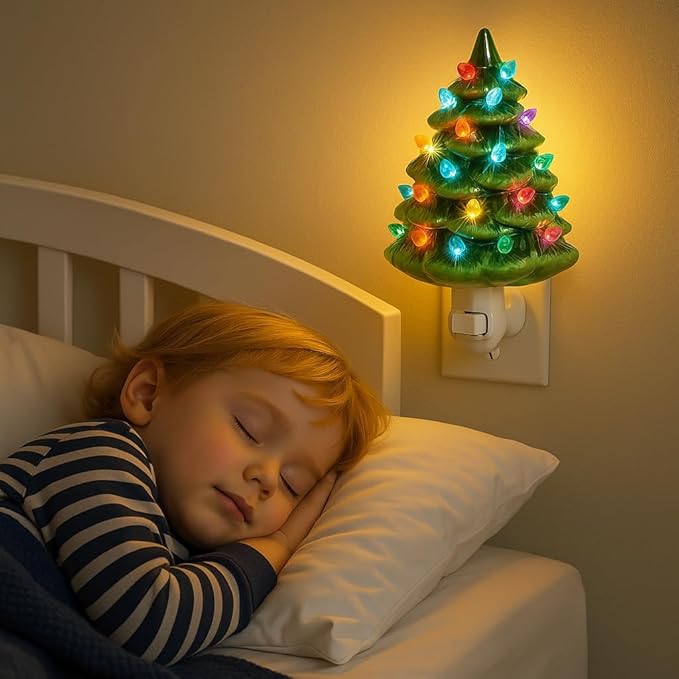 Christmas Tree Night Light – Green Tree Christmas Nightlight Plug Into Wall, 6" Ceramic, Holiday Decorations, Winter Home Décor Night Light for Kids/Adults Bedroom, Hallway, Bathroom & Kitchen