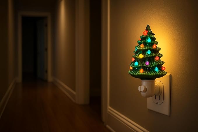 Christmas Tree Night Light – Green Tree Christmas Nightlight Plug Into Wall, 6" Ceramic, Holiday Decorations, Winter Home Décor Night Light for Kids/Adults Bedroom, Hallway, Bathroom & Kitchen