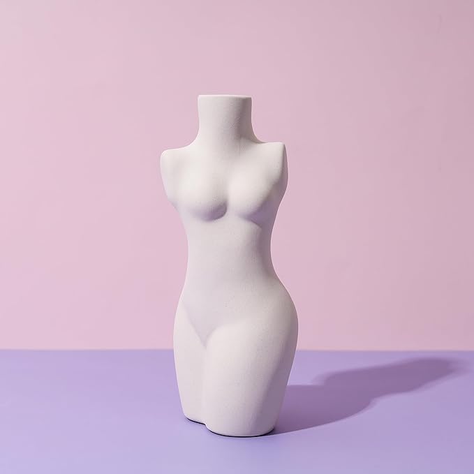 Elegant Female Torso Ceramic Vase – Modern Minimalist Body Sculpture for Home & Office Décor – Stylish Art Piece for Floral Arrangements, Dried Flowers, or Standalone Accent Decoration.
