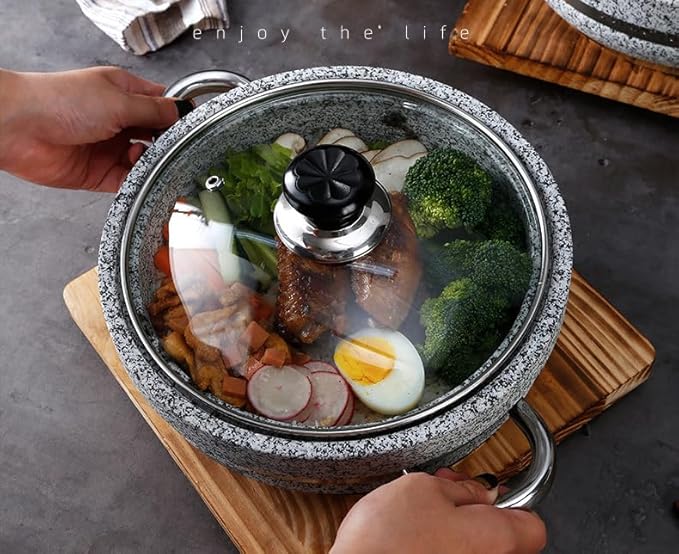 Korean Stone Bowl Induction Base with Glass Lid, Thicken Stone Bowl Hot Pot for Bibimbap Soups, Cookware Granite Stone Bowl with Wood Base, 11in with Tray