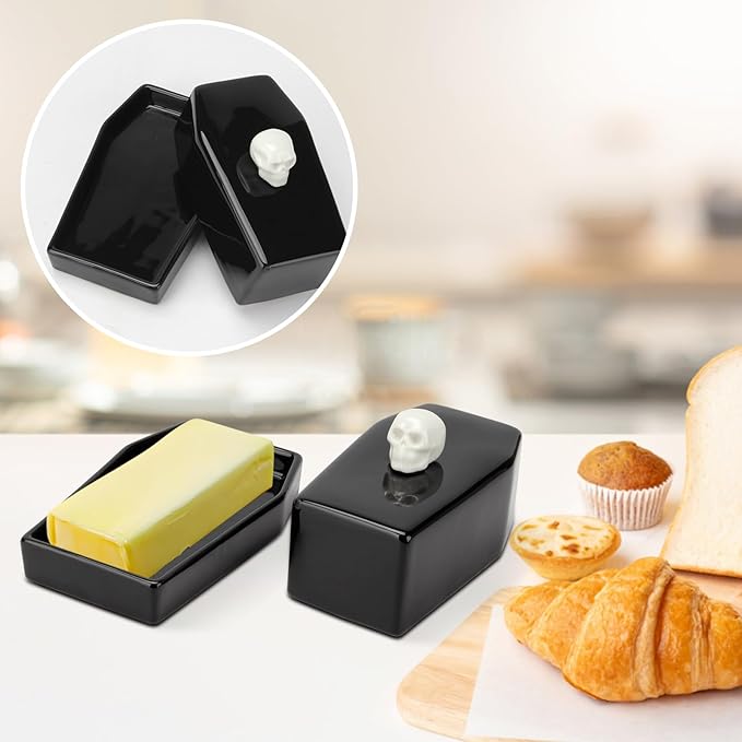 1 Pcs Ceramic Butter Dish with Lid Set, Black Gothic Skull Shape Butter Container Holds for Countertop, Ceramic Gothic Kitchen Utensils Butter Keeper for Table Decor Festivities Party Supplies