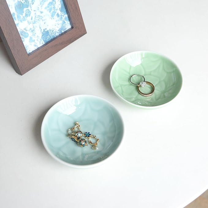 Round Flower Patterns Ring Dish Jewelry Tray Organizer, Ceramic Accent Tray for Vanity, Small Decorative Trinket Dish, Light Blue