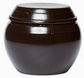 Earthenware Onggi Korean Traditional Clay Jar Mini Ceramic Canister/Handmade Food Storage Container for Tea, Coffee Bean, Salt/Breathing Clay Pot Kimchi Fermentation Crock (2L(67.6oz))