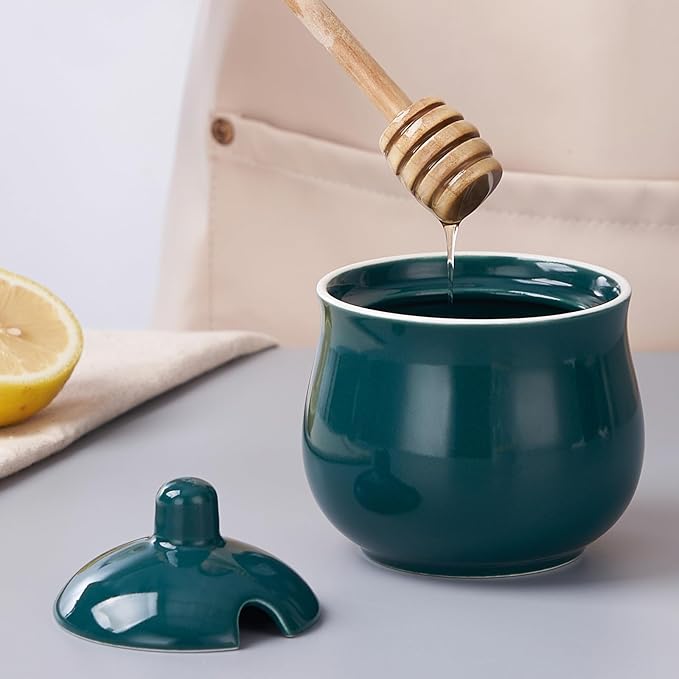 Ceramic Sugar Bowl with Lid and Spoon, Green Porcelain Sugar Salt Pepper Storage Jar, 7 Ounces