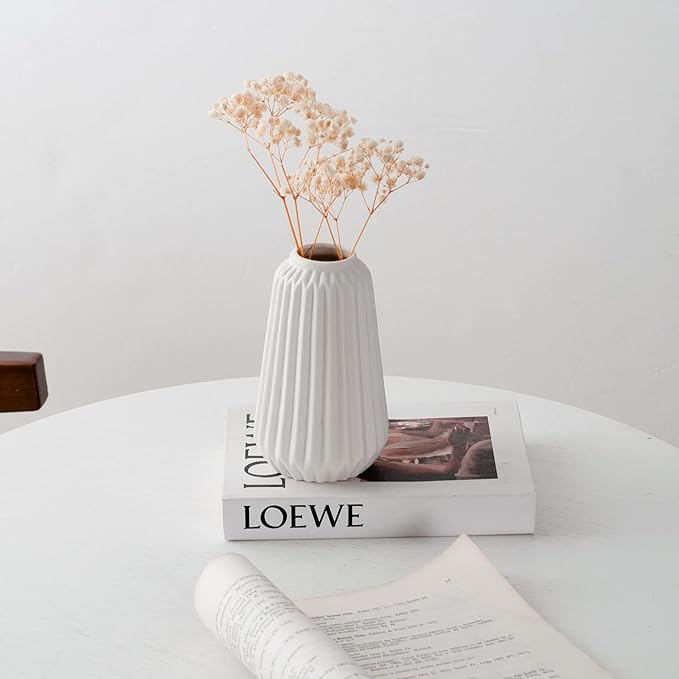 Simple White Ceramic Vase, Modern Home Decoration Porcelain Vase Flower Vase Origami Design, Flower Arrangement Decoration Shooting Props(ZheZB)
