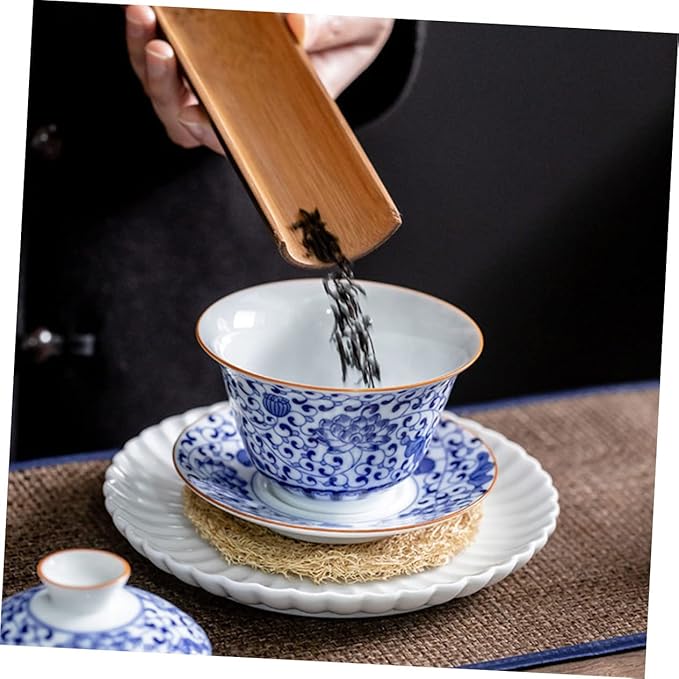 Traditional Kongfu Tea Cup1 Set Blue and White Porcelain Covered Bowl Tea Cup Porcelain Tea Bowl Chinese Bowl Asian Ceramic Cups Vintage Tureen Teaware Ceramic Tea Mug Ce