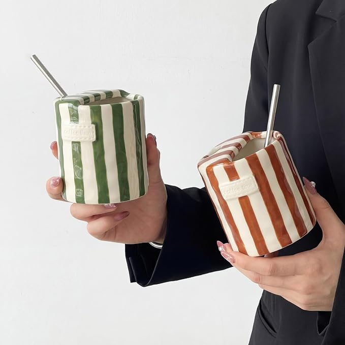 2 Pack Ceramic Coffee Mug with Sip Hole Espresso Cup 10oz with Straws Retro Hand Painted Striped Porcelain Coffee Tea Cup Cappuccino Latte Mug for Kitchen Dining Travel (Green,Brown)