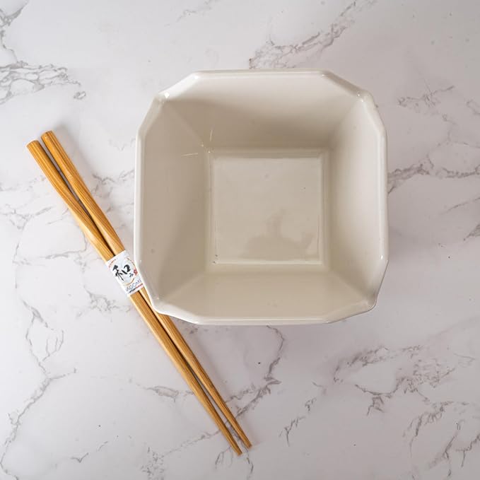 Urban Tokyo Chinese Takeout Box Style Porcelain Bowl With Chopsticks 18 fl oz Square Shape Rice Noodles Pasta To Go Box Shaped Bowl Microwave Dishwasher Safe (Lucky Cat)