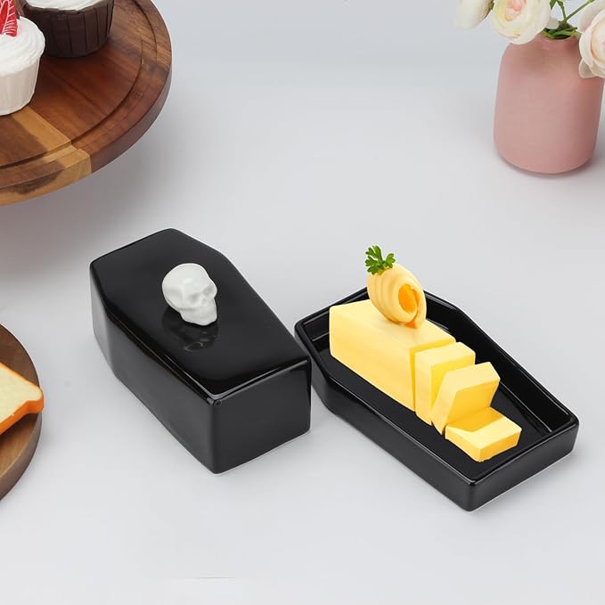 1 Pcs Ceramic Butter Dish with Lid Set, Black Gothic Skull Shape Butter Container Holds for Countertop, Ceramic Gothic Kitchen Utensils Butter Keeper for Table Decor Festivities Party Supplies