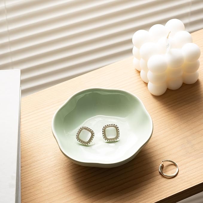 Ceramic Ring Dish Flower Jewelry Holder Dish Cute Jewelry Dish Tray Trinket Dish Small Decorative Tray Key Bowl Room Decor Aesthetic for Mom Best Friend Sister (Green)