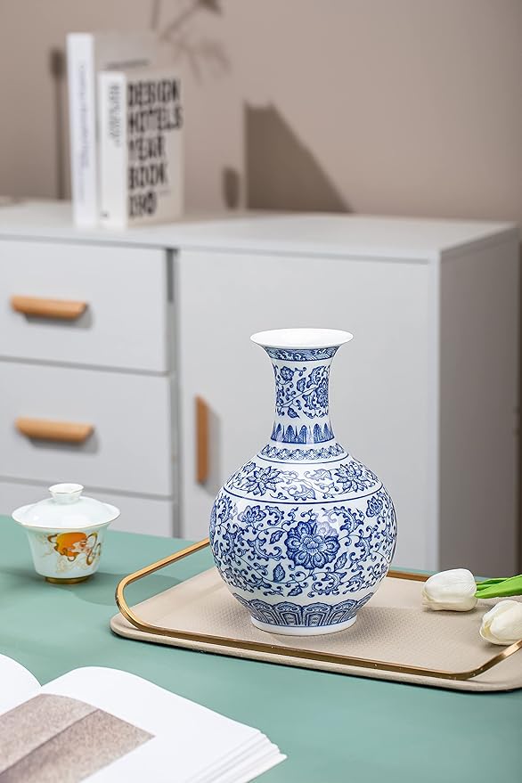 Blue and White Vase, Blue Vase, Chinoiserie Vase, Blue and White Ginger Jar Vase for Home Decor, Blue and White Porcelain Decor,9½"H
