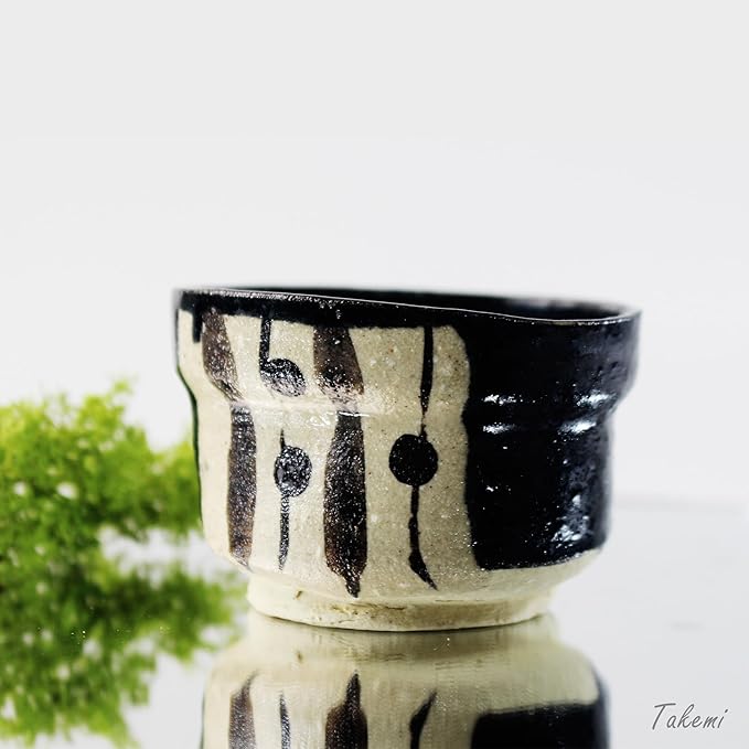 Japanese Sake Cup Set, Mino Ware Guinomi Ceramic Cups with Wooden Box, Traditional Pottery for Sake Tea, Handmade in Japan (Keizan Saku Sake Set (6cups), Cup Size (2.0–3.9 fl oz - 60–115 ml))