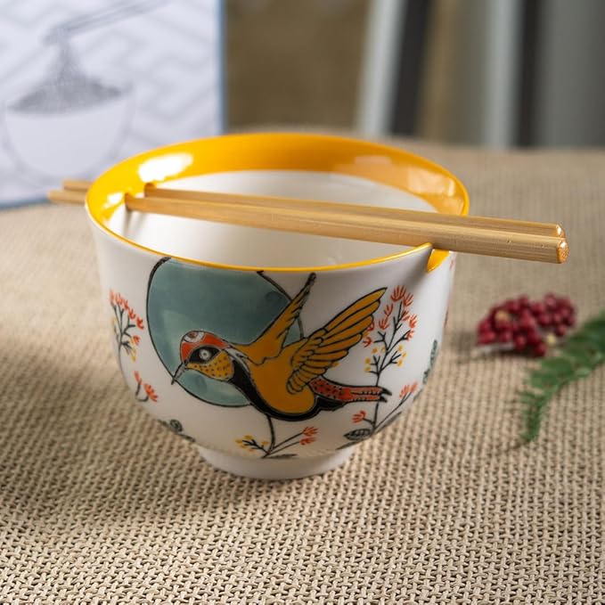 Urban Tokyo Handpainted Ceramic Glazed Japanese Ramen Udon Noodle Rice Bowl With Chopsticks 20 fl oz 5 inch Diameter Bowl Sets Color Box Packaging (Hummingbird)