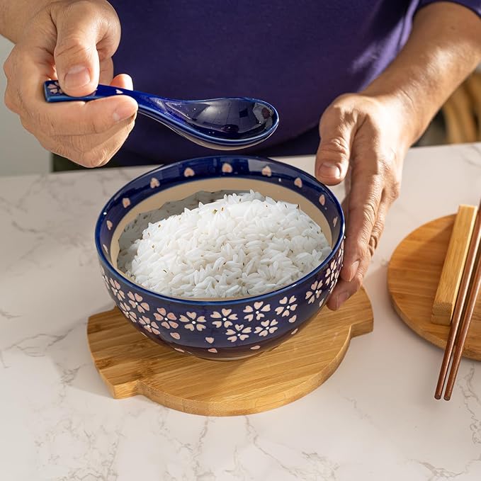 Urban Tokyo Japanese Kamameshi Style Ceramic Glazed Japanese Ramen Udon Pho Noodle Bowl With Spoon, Bamboo Lid, Chopsticks and Trivet 5 Piece Set (Sakura Cherry Blossoms)
