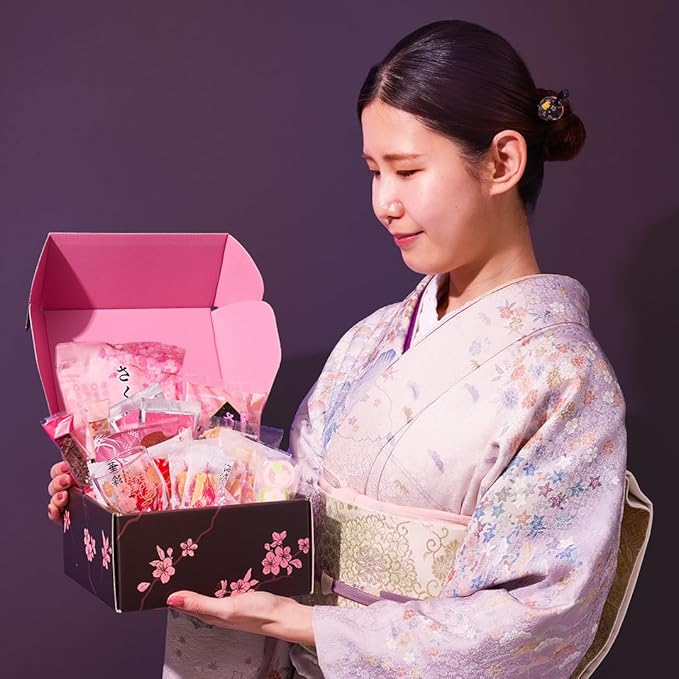 Sakuraco - Authentic Japanese Snack & Homeware Box. Enjoy Mochi, Japanese Cakes and Teas Direct From Japan.