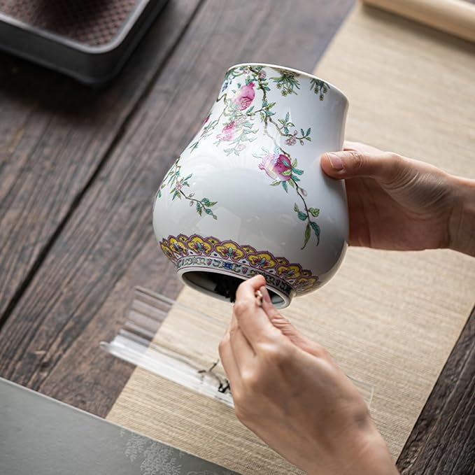 fanquare Porcelain Airtight Canister for Loose Tea Vintage Chinese Ripe Peach Style Ceramic Spice Jar Kitchen Storage Caddy Large Sugar Jar, Vase for Décor
