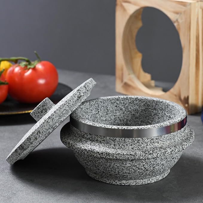 Bibimbap Bowl with Lid, Korean Stone Bowl Cooking Pot with Wood Tray, Natural Stone Bowl Hot Pot for Korean Restaurants, Soup, Rice, Stew,14cm/5.5inch