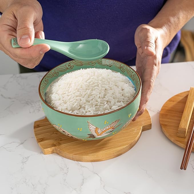 Urban Tokyo Japanese Kamameshi Style Ceramic Glazed Japanese Ramen Udon Pho Noodle Bowl With Spoon, Bamboo Lid, Chopsticks and Trivet 5 Piece Set (Japanese Crane), BCH625