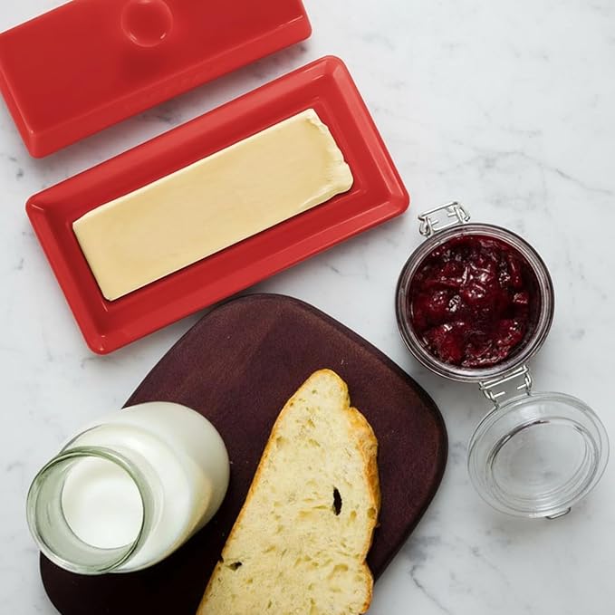 WERTIOO Butter Dish with Lid, Ceramic Butter Dish with Lid for Countertop for 1 Stick. Textured Tray for Non Slip Storage with Stainless Steel 3 in 1 Butter Spreader, Red