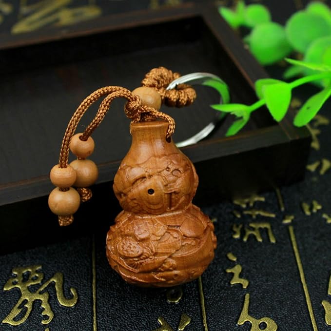 Gourd Wooden Statue Handmade Wood Sculpture Decor Boxwood Vintage Decoration Desk Ornament for Living Room Bedroom Office Home Feng Shui Sculptural