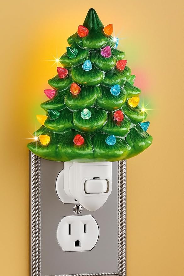 Christmas Tree Night Light – Green Tree Christmas Nightlight Plug Into Wall, 6" Ceramic, Holiday Decorations, Winter Home Décor Night Light for Kids/Adults Bedroom, Hallway, Bathroom & Kitchen