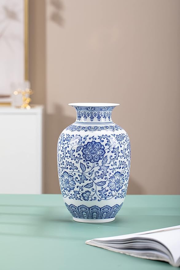 Blue Vase, Chinoiserie Vase, Ginger Jar Vase for Home Decor, Blue and White Porcelain Decor,9 "H