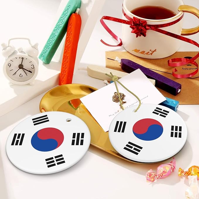 Flag of Republic of Korea Christmas Ornament Round Xmas Ceramic Hanging Ornament for Fireplace Wedding Holiday Party Xmas Decoration Gift