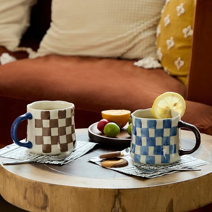 Retro Checkered Ceramic Coffee Mug 16Oz - Extra Large Handle, Microwave Safe Vintage Patterned Tea Cup for Home, Office Blue and White Checkered Pattern, Brown Handle