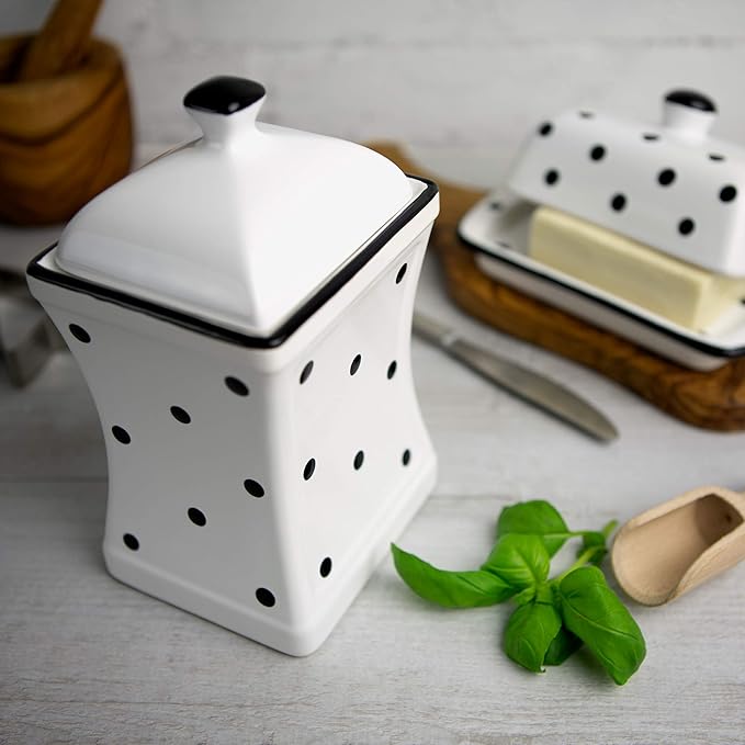 City to Cottage Handmade White And Black Dot Large Ceramic 31.5oz/900ml Kitchen Storage Jar with Lid | Pottery Canister, Cookie Jar, Housewarming Gift