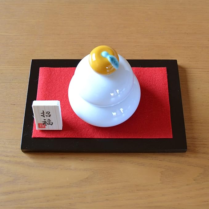 有田焼やきもの市場 Japanese Lucky Charm KAGAMIMOCHI Ceramic Decorations Arita Imari Ware Made in Japan Porcelain