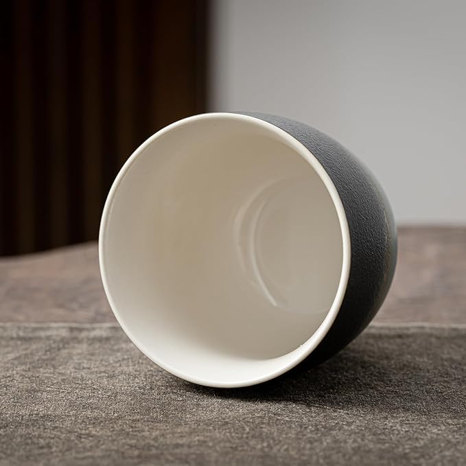 TEANAGOO Ceramic Japanese Tea Cups Set of 4pcs, 5.4oz/160ml Elegant Ceramic Matcha Cups with Flat Base, Gradient Navy Blue Handleless Coffee Mugs, Microwave & Dishwasher Safe, Beautiful Gift Box