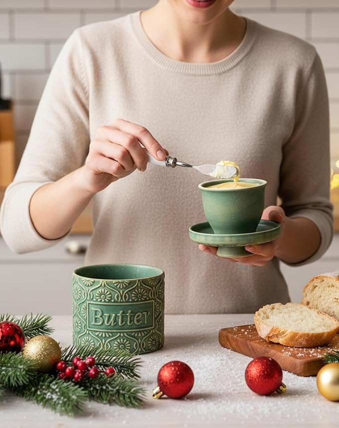 TEATALK Ceramic French Butter Crock - Vintage Relief Pattern Butter Keeper with Water Seal, 6.7oz Green Butter Dish for Fresh Spreadable Butter, Farmhouse Kitchen Decor & Gift