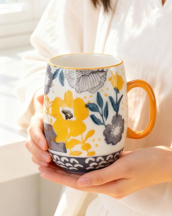 Large 24oz Ceramic Coffee Mug with Handle for Coffee or Tea, Hand-Painted Floral Pottery Mug for Women, Durable Microwave & Dishwasher Safe, Christmas Gift for Family, Holiday & Fall Decor