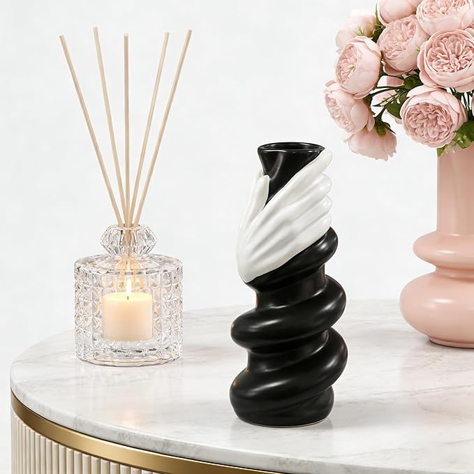 Unique Vase - Artistic Ceramic Vase for Modern Home Decor, Handcrafted Table & Entryway Decor, Wabi Sabi & Nordic Style Aesthetic Home Decor Sculpture