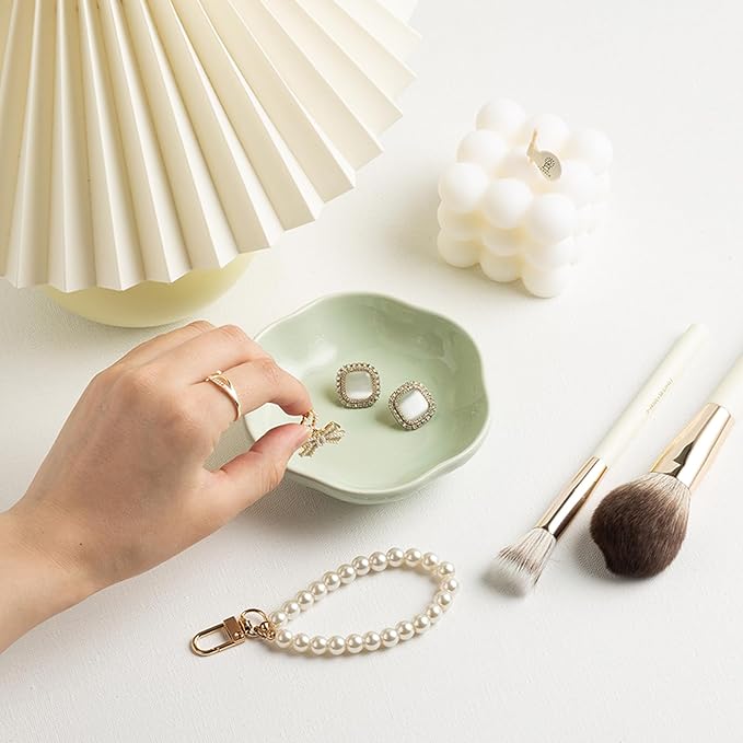 Ceramic Ring Dish Flower Jewelry Holder Dish Cute Jewelry Dish Tray Trinket Dish Small Decorative Tray Key Bowl Room Decor Aesthetic for Mom Best Friend Sister (Green)
