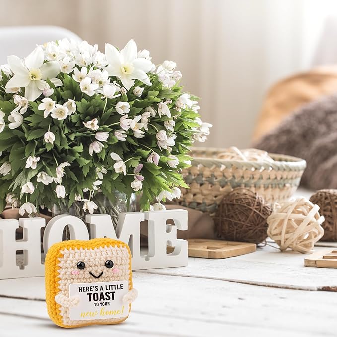MAMAGIFTREE New Home Gift - Housewarming Gift for Homeowners, Friends, Couple - Crochet Toast Congrats on Your New Home - Handmade Amigurumi Decor, Unique Moving Present for Him, Her