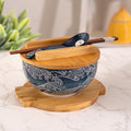 Urban Tokyo Japanese Kamameshi Style Ceramic Glazed Japanese Ramen Udon Pho Noodle Bowl With Spoon, Bamboo Lid, Chopsticks and Trivet 5 Piece Set (Nami Waves)